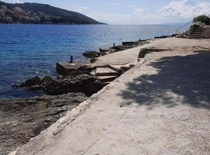 Ema Trogir
